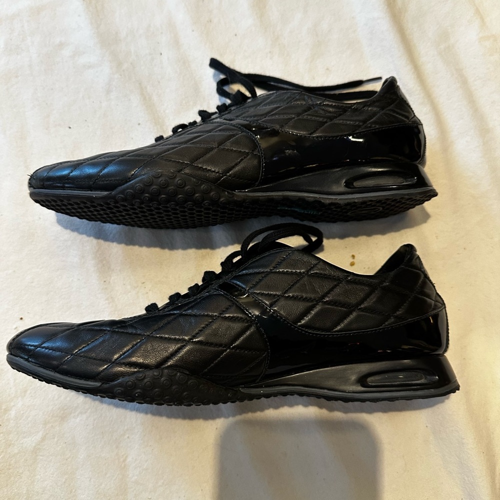 Cole Haan - Picture 3 of 4